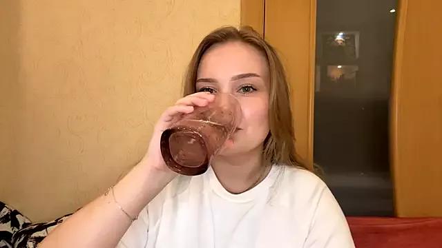 WillowSturiaIe from StripChat is Freechat