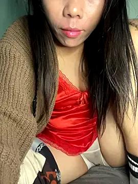 Winny-sexy from StripChat is Freechat