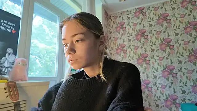 Witching_Moon from StripChat is Freechat