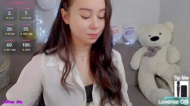 WOWalina from StripChat is Freechat