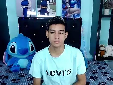 x_oliver_x from StripChat is Freechat