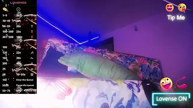Xaira_Ruiz_ from StripChat is Freechat