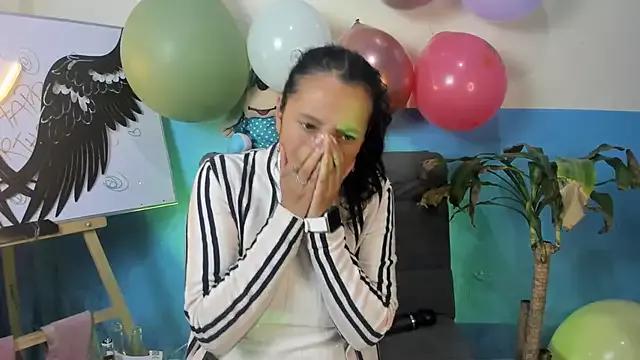 XimenaSm from StripChat is Freechat