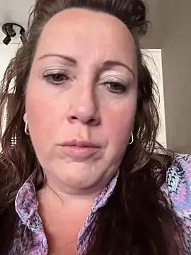 xsexycurvymilf from StripChat is Freechat
