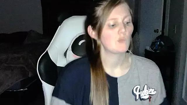 XxMidnightMysteryxX from StripChat is Freechat