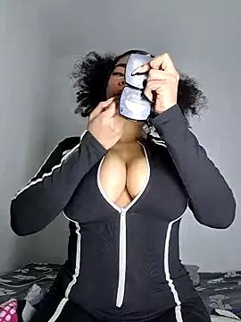 Yerystar from StripChat is Freechat