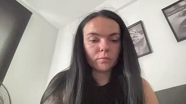 YorkshireGirly from StripChat is Freechat