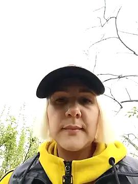 you_touch_me_now from StripChat is Freechat