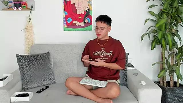 Customizable and immersive - Activate your taste buds and check-out our delicious choice of bondage cams streams with excited models getting their amazing bodies screwed with their beloved sex toys.