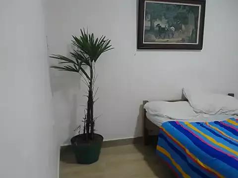 Young_handsome from StripChat is Freechat