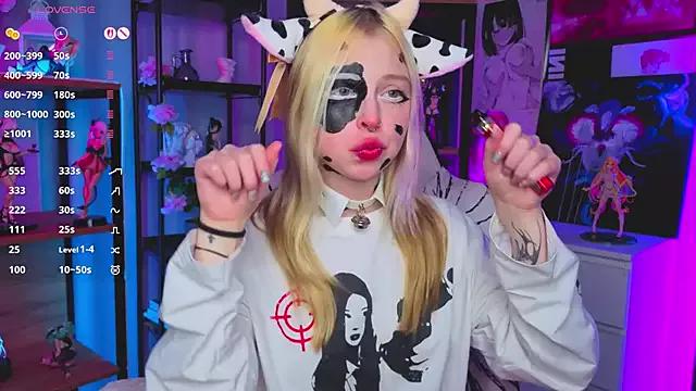 YoungMysliwiec from StripChat is Freechat