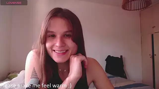 Your_Hand_In_mine from StripChat is Freechat