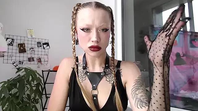 Customizable and immersive - Activate your taste buds and check-out our delicious choice of bondage cams streams with excited models getting their amazing bodies screwed with their beloved sex toys.