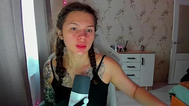 yourdreamm_ from StripChat is Freechat