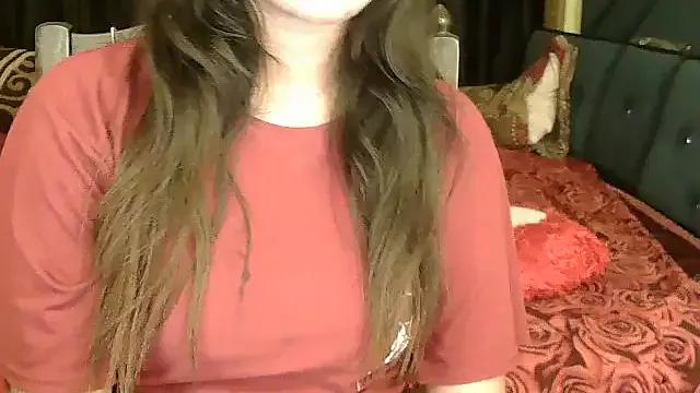 Yourmiss22 from StripChat is Freechat