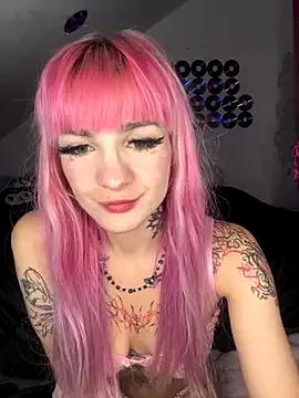 YourTattooBaby from StripChat is Freechat