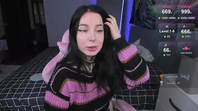 Customizable and immersive - Activate your taste buds and check-out our delicious choice of bondage cams streams with excited models getting their amazing bodies screwed with their beloved sex toys.