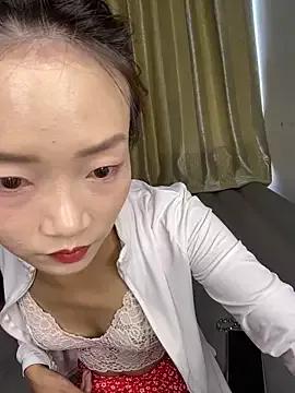 yueyuegirls from StripChat is Freechat