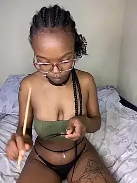 YummyMelanin117 from StripChat is Freechat