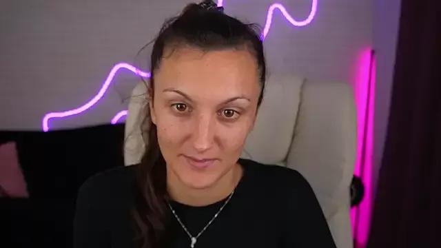 ZafiraMoonn from StripChat is Freechat