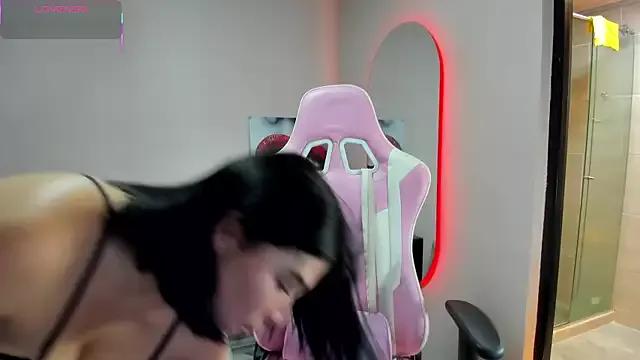 Zamira_Taylor from StripChat is Freechat