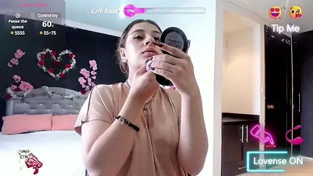 Zarathryz_ from StripChat