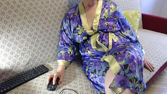 zarinafonliberman from StripChat is Freechat