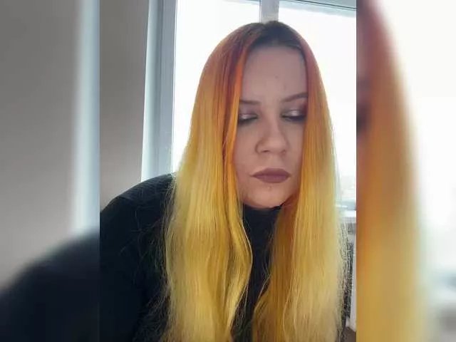 LunaLu13 on BongaCams