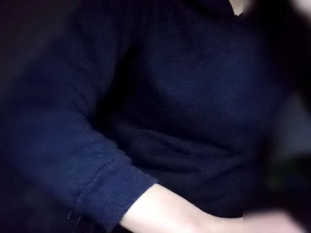 Melodi69 — 10 tokens to see breasts - 10 seconds + 2 tokens to caress them.Ask intimate questions - 7 tokensLick lips - 6 seconds - 5 tokensQuiz Who feels me better20 questionsAlso