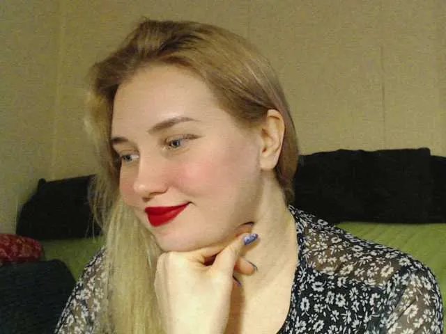 MissLilyAbrams — come and rest on my clouds  I am new here  add me favoritesopen your cam in spy  c2c in spy