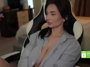 linda_warners — lets have fun with ny BIG eyes  ...  #bigboobs #c2c #natural #tattoo #pvt