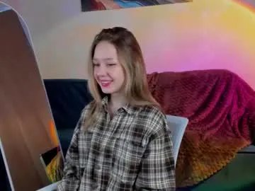 mini_allice — GOAL: For a good vibe! ! [15 tokens remaining] Welcome to my room! #shy #new #cute #18 #young