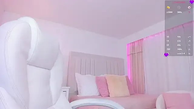 ami_sweet18 on StripChat