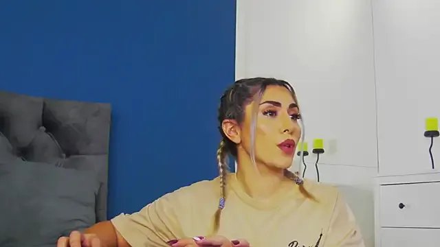 CelineMeyerr on StripChat