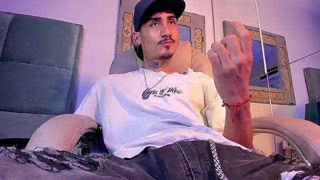 Mr_Strike — Freechat on StripChat