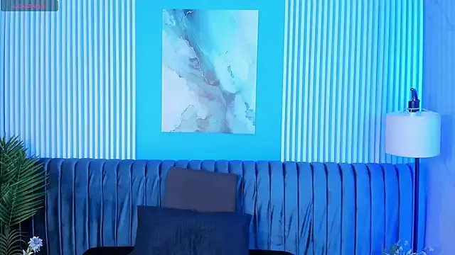 roxy_hell on StripChat