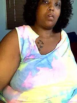 sotho_ssbbw — Spread and twerk that big Ass for Daddy