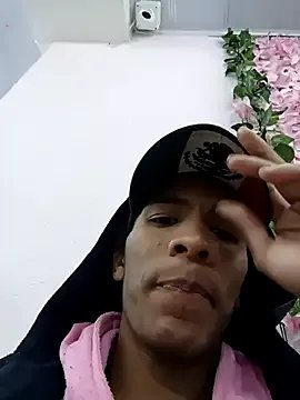 Strella_ferrera on StripChat